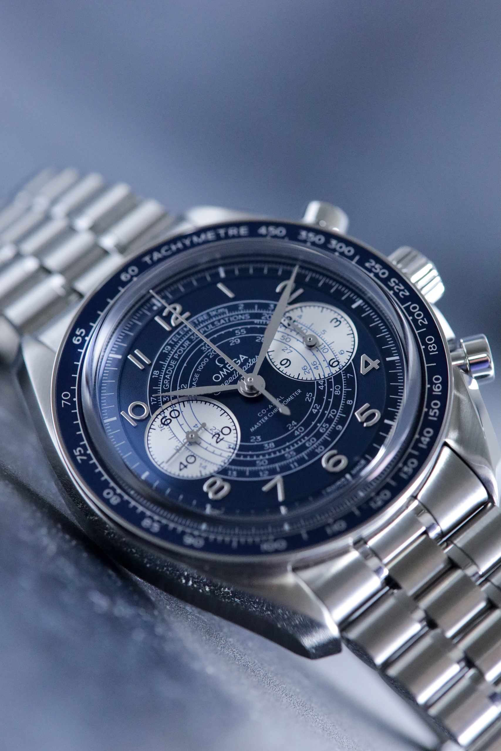 Omega Speedmaster Co-Axial Chronograph Watch Review