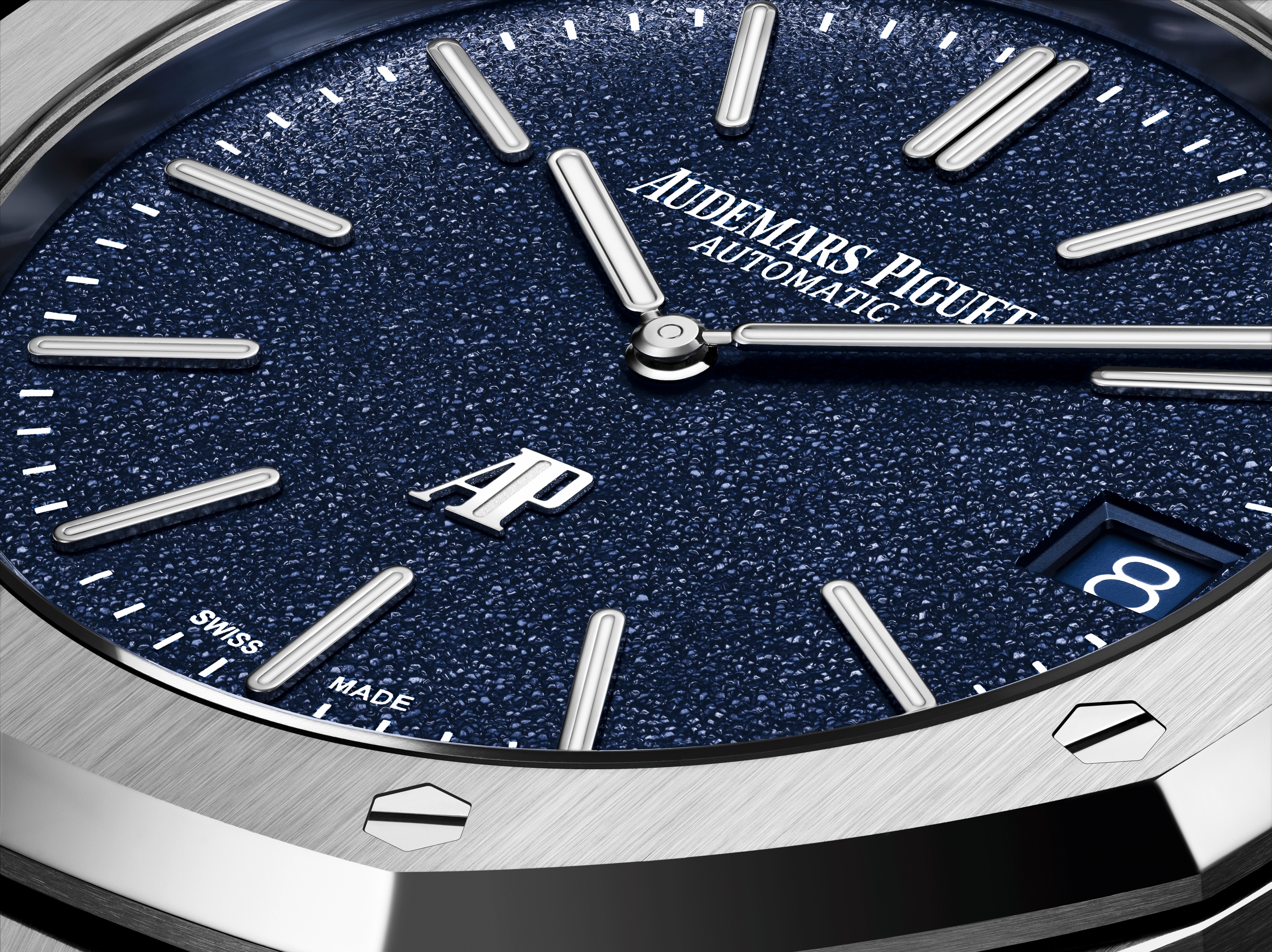Audemars Piguet Royal Oak Extra-Thin "Jumbo" with Blue Grained Dial close-up